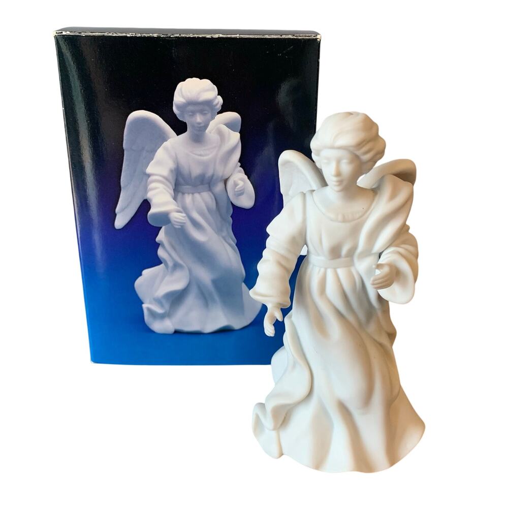 Avon Nativity Collectibles Vtg 1987 THE STANDING ANGEL White Porcelain Figurine